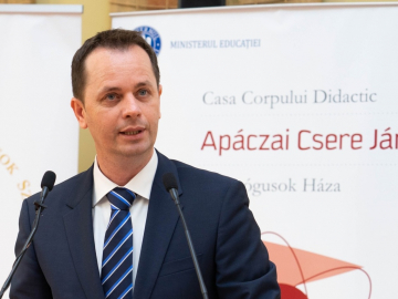 Kiemelkedő sikerek az Apáczai 400 pályázaton és ünnepségen